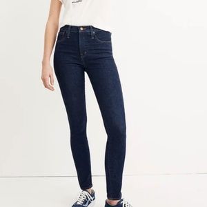 Madewell  10" High-Rise Skinny Jeans in Lucille Wash